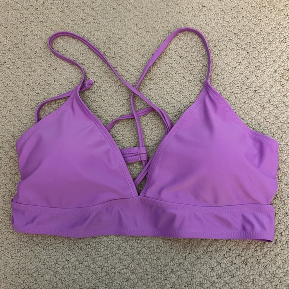Adjustable tie back bikini top - Picture 1 of 1